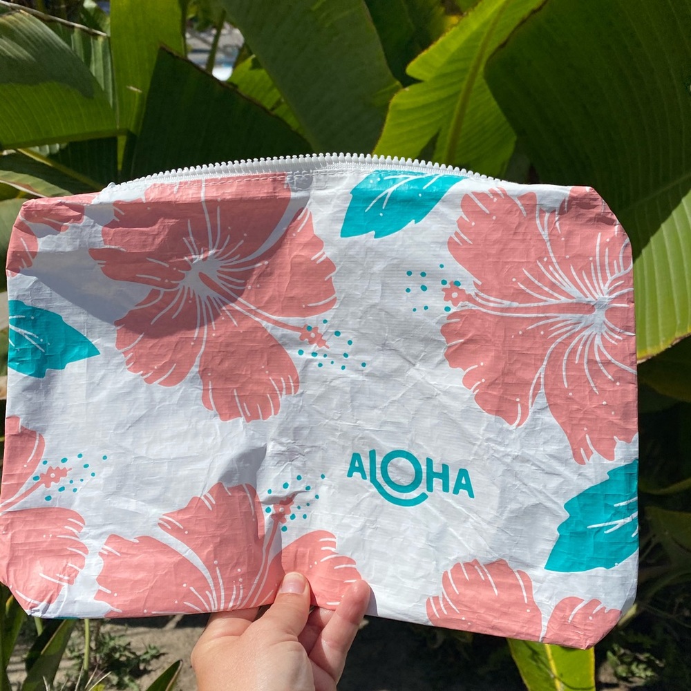 Aloha Mid Size Pouch